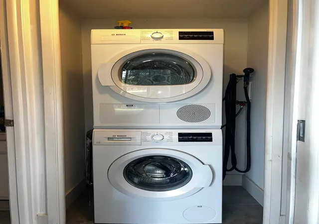 5th image of 575 Oaks Ln #109, Pompano Beach, FL 33069 | MLS# B26050906