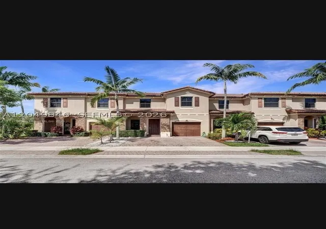 Homes for sale in Homestead, FL | 23570 Sw 113th Path, Homestead, FL 33032 | MLS# A12049846