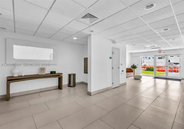 4th image of 1666 W Ave, Miami Beach, FL 33139