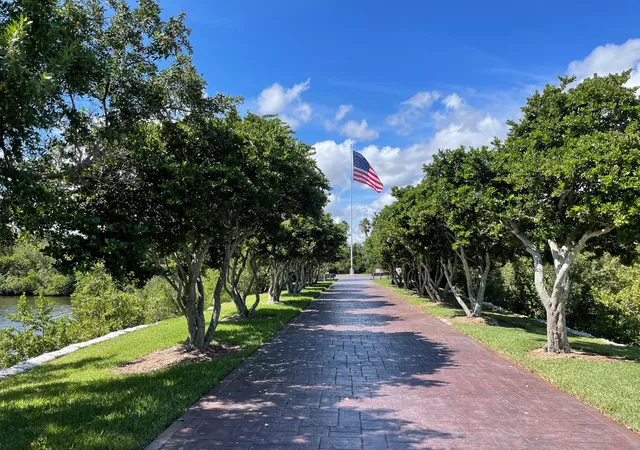 Homes for sale in Vero Beach, FL | 2735 47th Ave, Vero Beach, FL 32966 | MLS# B26050942