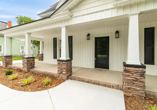 Homes for sale in ,, NC | 135 Dixon Street, ,, NC 27203 | MLS# A12049299