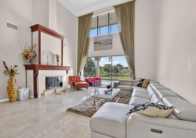 5th image of 10792 El Caballo Ct, Delray Beach, FL 33446 | MLS# B26050964