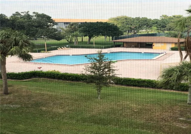 3rd image of 13455 Sw 16Th Ct, Pembroke Pines, FL 33027 | MLS# B26050963