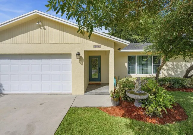 Homes for sale in Royal Palm Beach, FL | 108 Gibraltar St, Royal Palm Beach, FL 33411 | MLS# B26050951