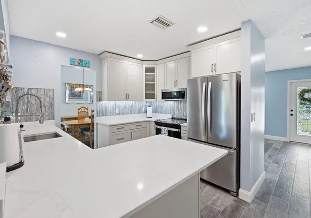 Homes for sale in Royal Palm Beach, FL | 108 Gibraltar St, Royal Palm Beach, FL 33411 | MLS# B26050951