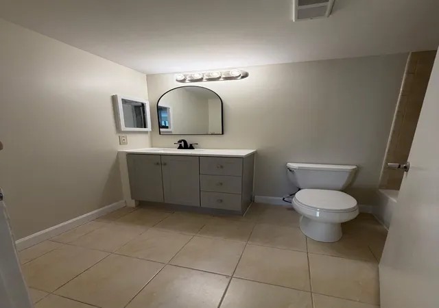 3rd image of 540 S Park Rd #25-9, Hollywood, FL 33021 | MLS# B26050998