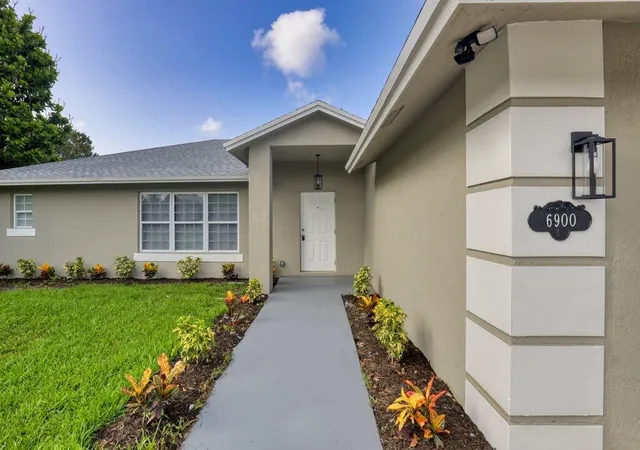 Homes for sale in Jupiter, FL | 6900 2nd St St, Jupiter, FL 33458 | MLS# B26051036