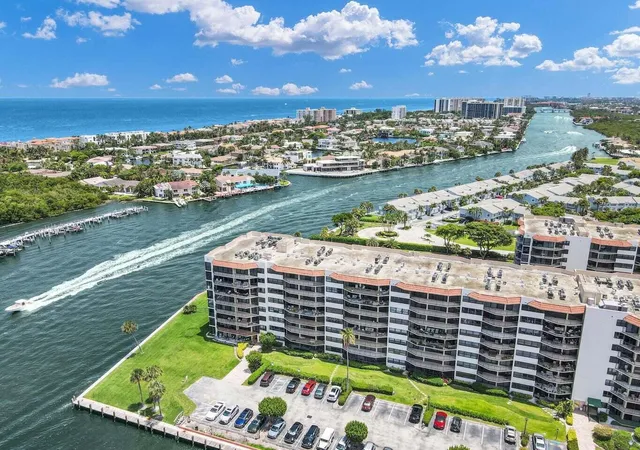 Homes for sale in Boca Raton, FL | 899 Jeffery Street, Boca Raton, FL 33487 | Houzeo