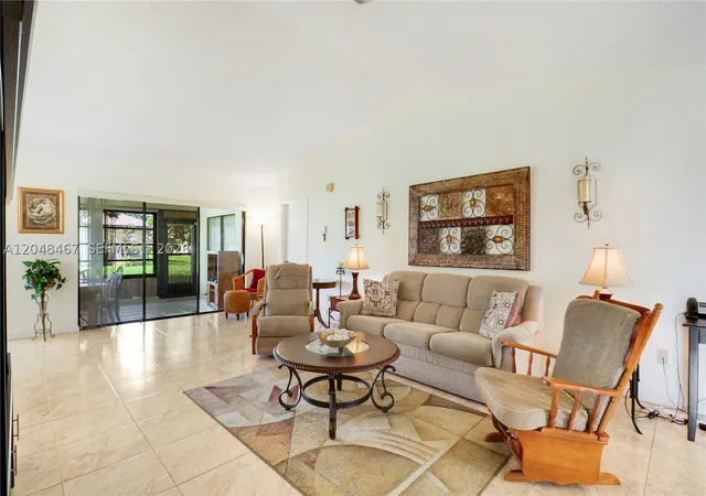 4th image of 3449 Shadow Wood Dr, Green Acres, FL 33463 | MLS# A12048467