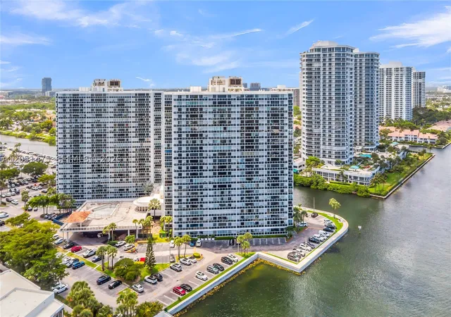 Photo 3 of Condo for sale at 20515 E Country Club Dr #248, Miami, FL 33180 | MLS# A12051475 | Listing updated on 2026-09-24