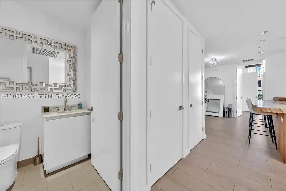 Listing Photo 2 - Condo for sale at Two Park Grove Condo, Unit 501 2831 S Bayshore Dr, Two Park Grove Condo, Miami, FL 33133 | Built Year: undefined - undefined