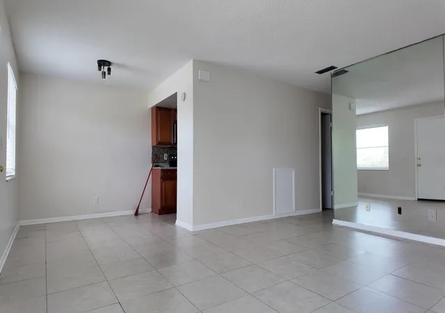 Homes for sale in North Palm Beach, FL | 227 Castlewood Dr #207, North Palm Beach, FL 33408 | MLS# B26051135