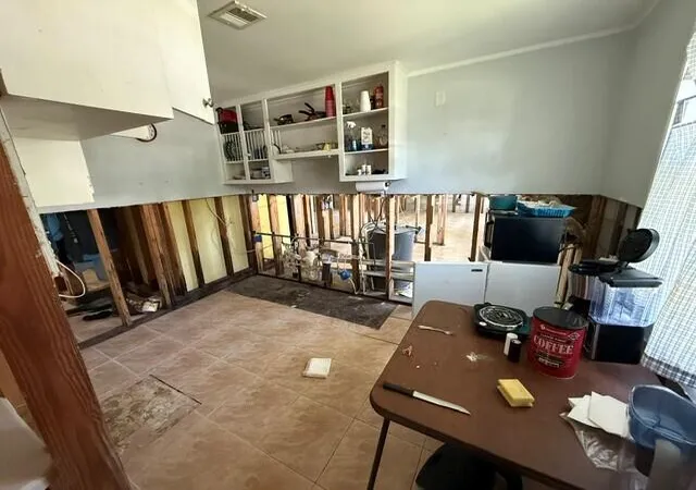 5th image of 619 W Marion Ave, Punta Gorda, FL 33950