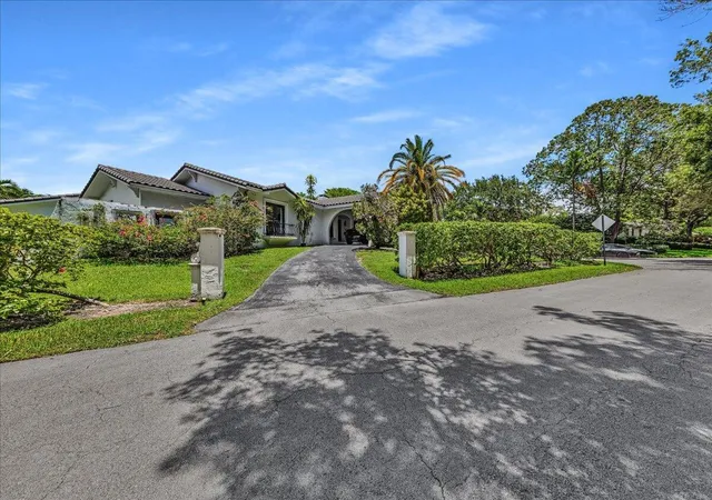1st image of 5901 Sw 136th St, Pinecrest, FL 33156 | MLS# B26051184