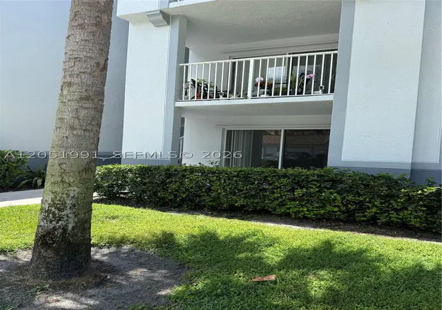 4th image of 2600 S University Dr #103, Davie, FL 33328 | MLS# A12051991