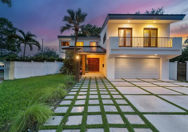 Photo 2 of Single family home for sale at 9200 Ne 12th Ave, Miami Shores, FL 33138 | MLS# A12043289 | Listing updated on 2026-10-06