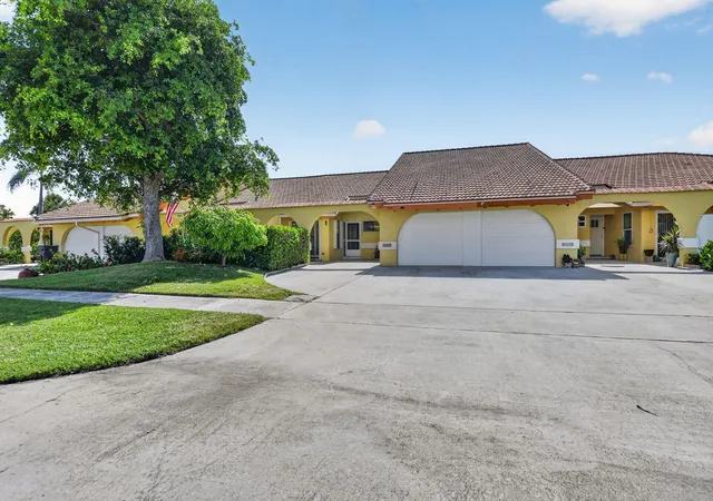 1st image of 4460 Ne 5th Ave, Boca Raton, FL 33431 | MLS# B26051341