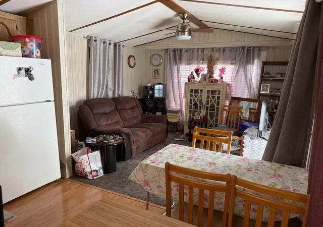2nd image of 42 Palm Dr #42, Lake Worth, FL 33461 | MLS# B26051366