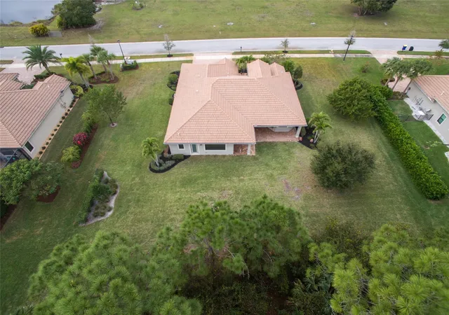 5th image of 3477 Sw Westover Ct, Palm City, FL 34990 | MLS# B26051374