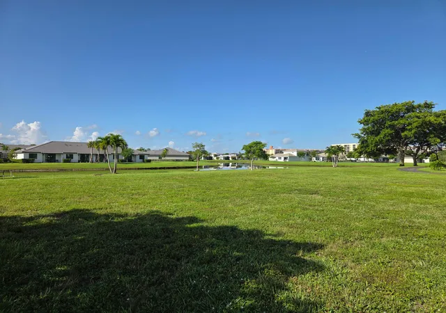 2nd image of 14426 Amberly Ln, Delray Beach, FL 33446