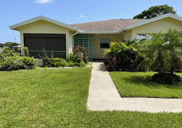 2nd image of 5360 Lakefront Blvd #A, Delray Beach, FL 33484 | MLS# B26051397