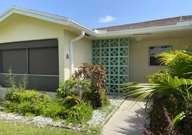 3rd image of 5360 Lakefront Blvd #A, Delray Beach, FL 33484 | MLS# B26051397