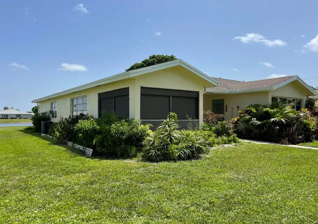 4th image of 5360 Lakefront Blvd #A, Delray Beach, FL 33484 | MLS# B26051397