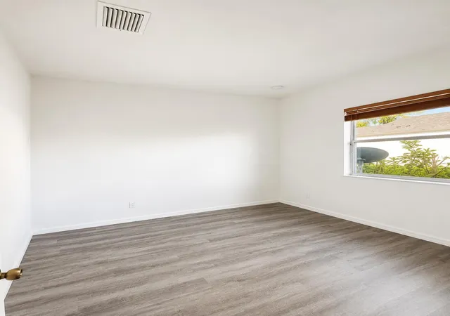 19th image of 2811 Serenity Cir S, Fort Pierce, FL 34981 | MLS# B26051405