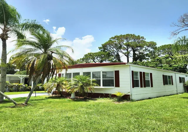 2nd image of 59 Camino Del Rio, Port St Lucie, FL 34952 | MLS# B26051417