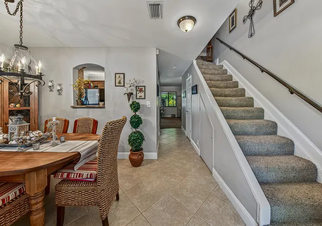 2nd image of 2130 Ne 9th Ave, Wilton Manors, FL 33305 | MLS# B26051540