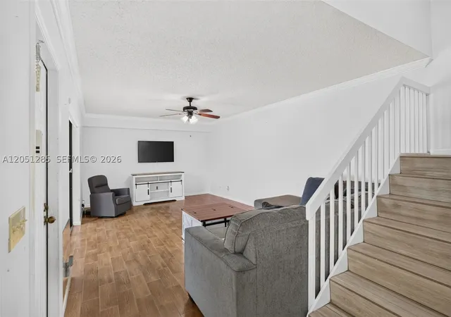 Photo 3 of Townhouse for sale at 719 Nw 98Th Cir, Plantation, FL 33324 | MLS# A12051285 | Listing updated on 2026-10-08