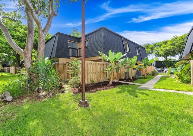 1st image of 14213 Sw 94th Cir Ln #104-8, Miami, FL 33186 | MLS# A12052040