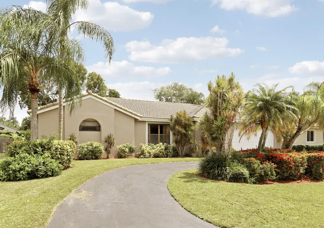 2nd image of 15821 Sedgewyck Cir N, Davie, FL 33331 | MLS# B26051730