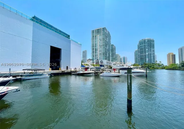 9th image of 400 Sunny Isles Blvd Dd 204, Sunny Isles Beach, FL 33160 | MLS# A12052070