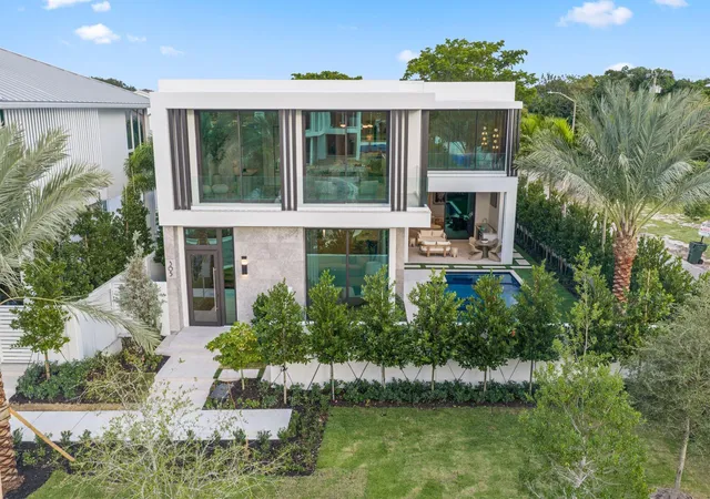 2nd image of 340 Grove Pl, Delray Beach, FL 33444 | MLS# B26051787