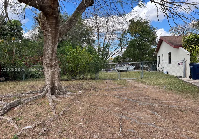 Photo 3 of Land for sale at 530 Sw 5th St, Homestead, FL 33034 | MLS# A12052806 | Listing updated on 2026-10-07