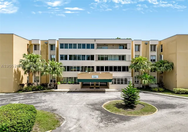 2nd image of 6861 Sw 147th Ave #3G, Miami, FL 33193 | MLS# A12052671