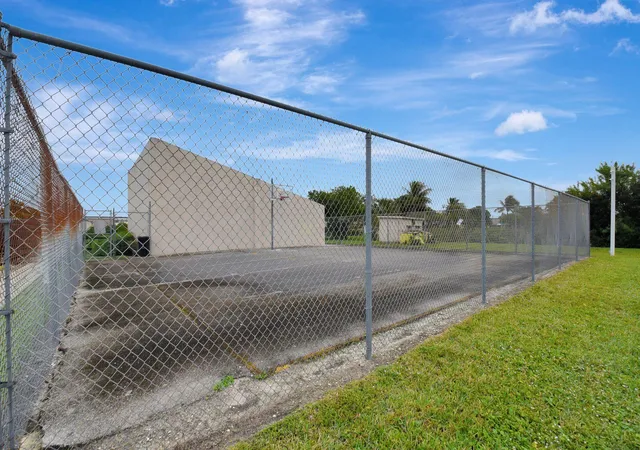 38th image of 1201 Waterview Cir #12a, Palm Springs, FL 33461 | MLS# B26051903