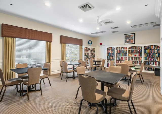 2nd image of 14388 Emerald Lake Dr, Delray Beach, FL 33446