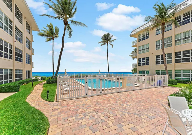 4th image of 3851 N Ocean Blvd N, Gulf Stream, FL 33483