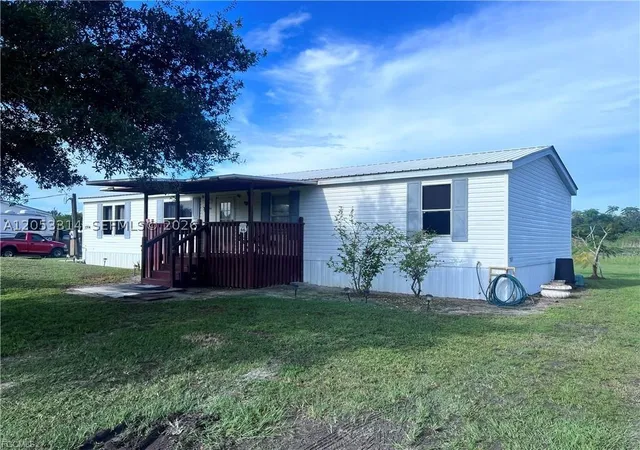 3rd image of 3704 Dustin, La Belle, FL 33935 | MLS# A12053314