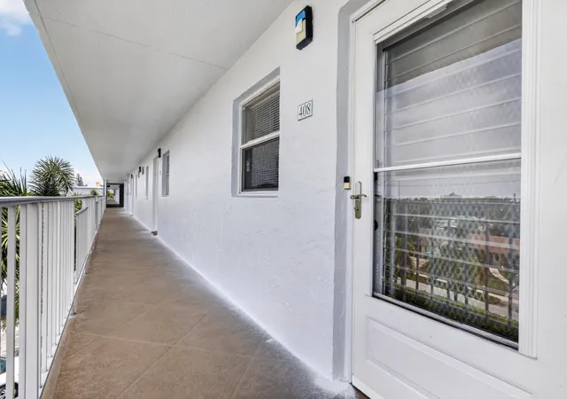 Homes for sale in Boynton Beach, FL | 300 Ne 26Th Ave #408, Boynton Beach, FL 33435 | MLS# B26052150