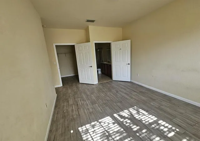 5th image of 3255 Nw 31St Ter, Oakland Park, FL 33309 | MLS# B26052195