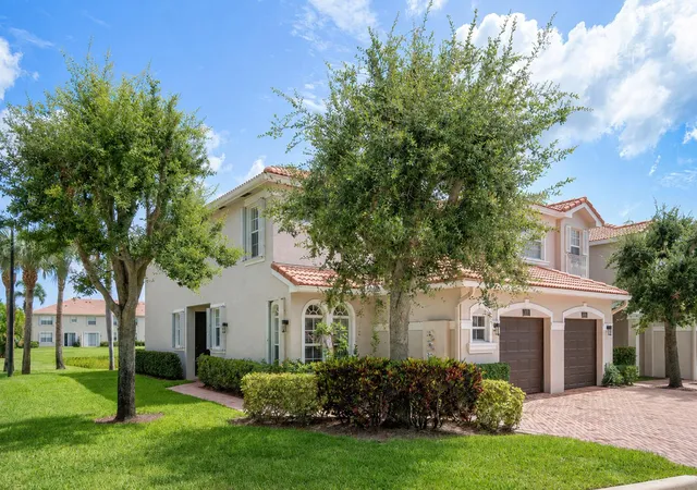28th image of 16122 Poppy Seed Cir #Unit 1401, Delray Beach, FL 33484 | MLS# B26052221
