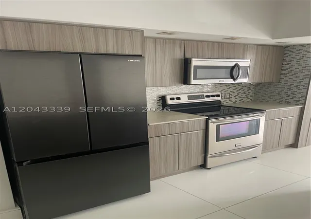 Photo 2 of Condo for sale at 3155 Ne 184th St #8105, North Miami Beach, FL 33160 | MLS# A12043339 | Listing updated on 2026-09-28