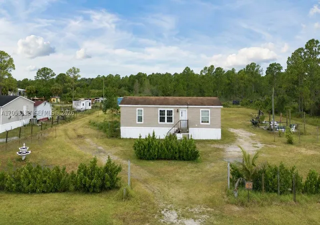 2nd image of 612 Hunting Club, Clewiston, FL 33440 | MLS# A12053138