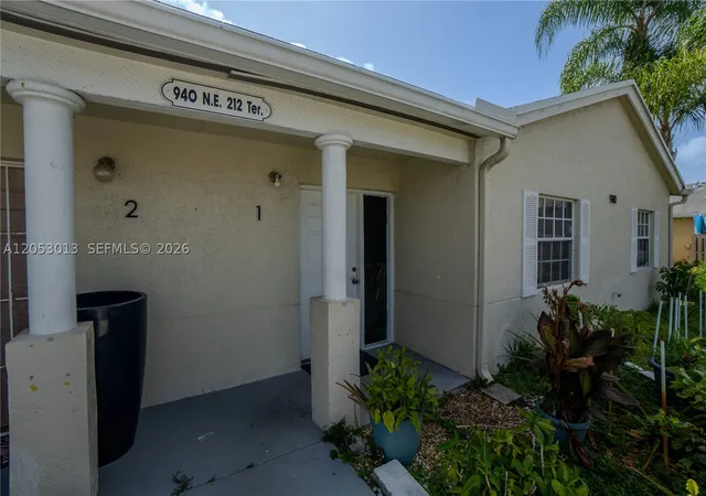 Photo 4 of House for sale at 940 Ne 212Th Ter #940-01, Miami, FL 33179 | MLS# A12053013 | Listing updated on 2026-10-04