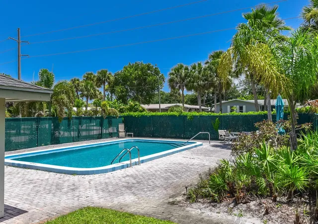 3rd image of 322 Sw Indian Groves Dr, Stuart, FL 34994 | MLS# B26052334