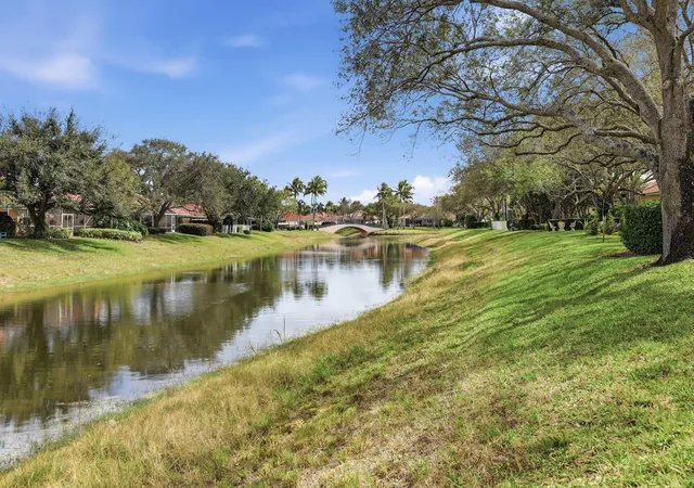 28th image of 2810 Hancock Creek Rd, West Palm Beach, FL 33411 | MLS# B26052337