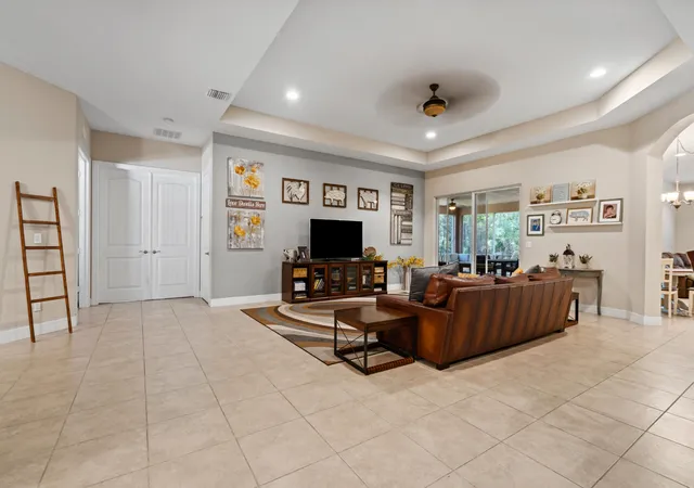 4th image of 6019 Sw Longspur Ln, Palm City, FL 34990 | MLS# B26052396
